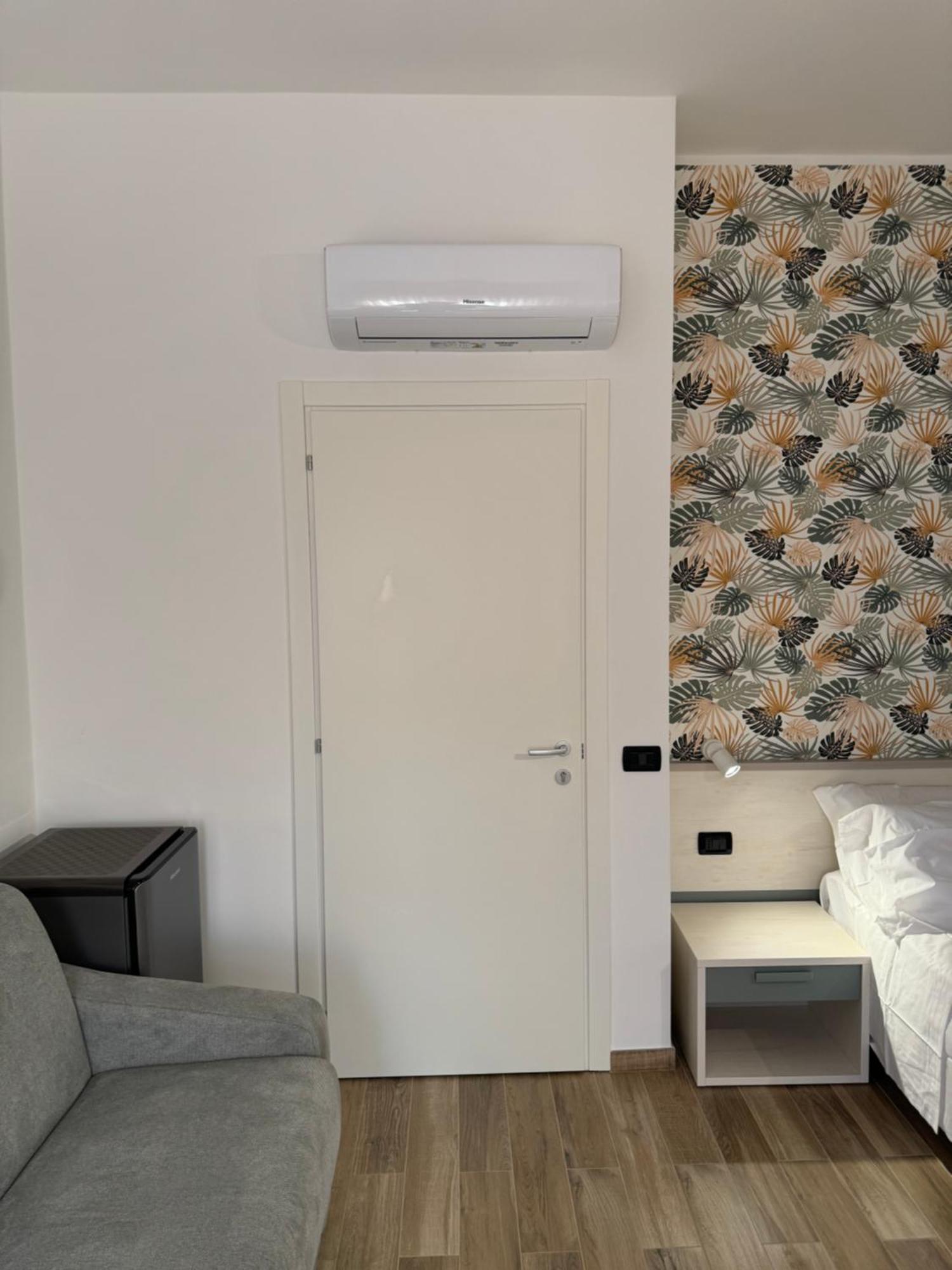 Domus Magna Grecia Hotel Катандзаро Екстериор снимка