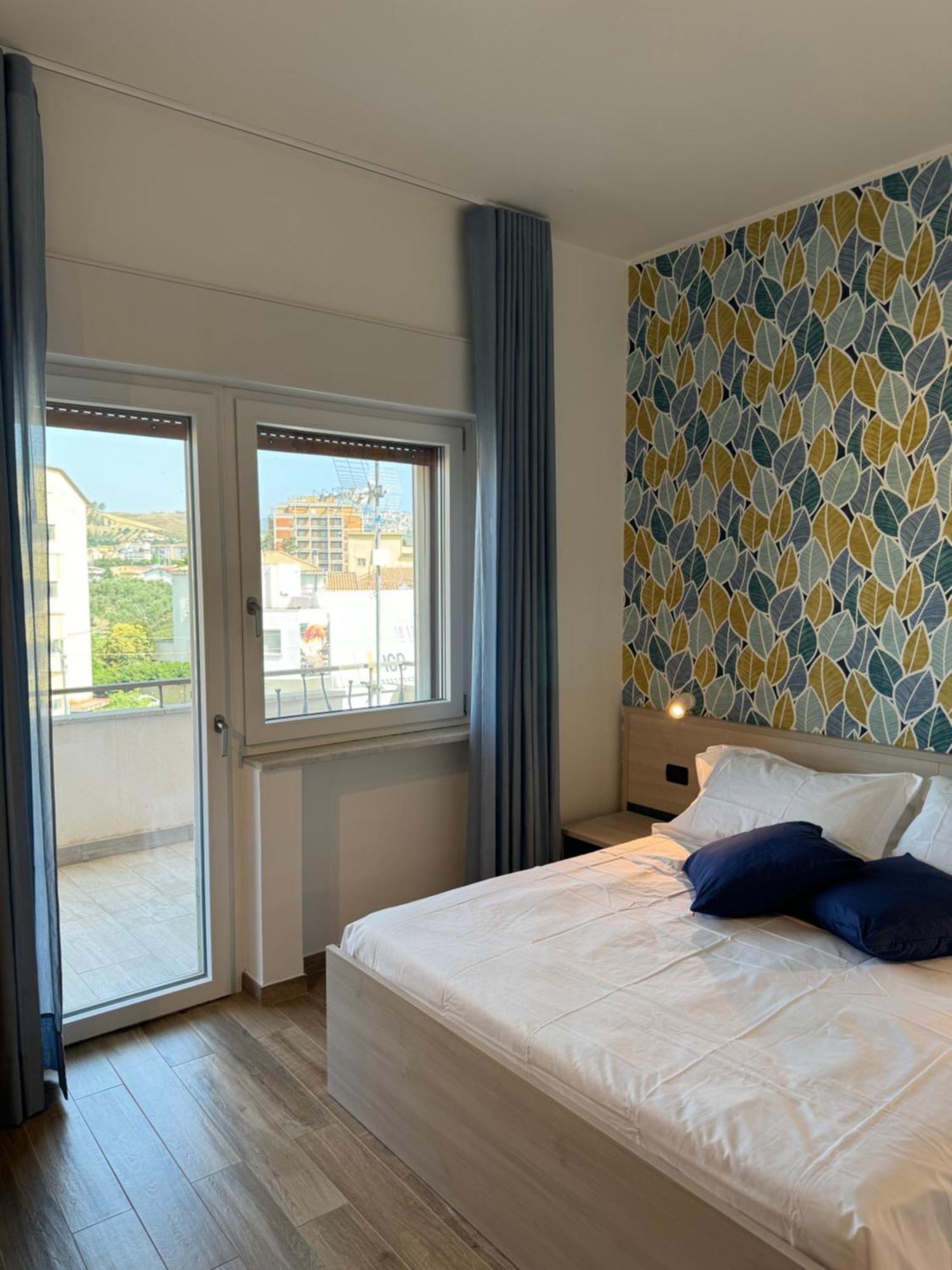 Domus Magna Grecia Hotel Катандзаро Екстериор снимка